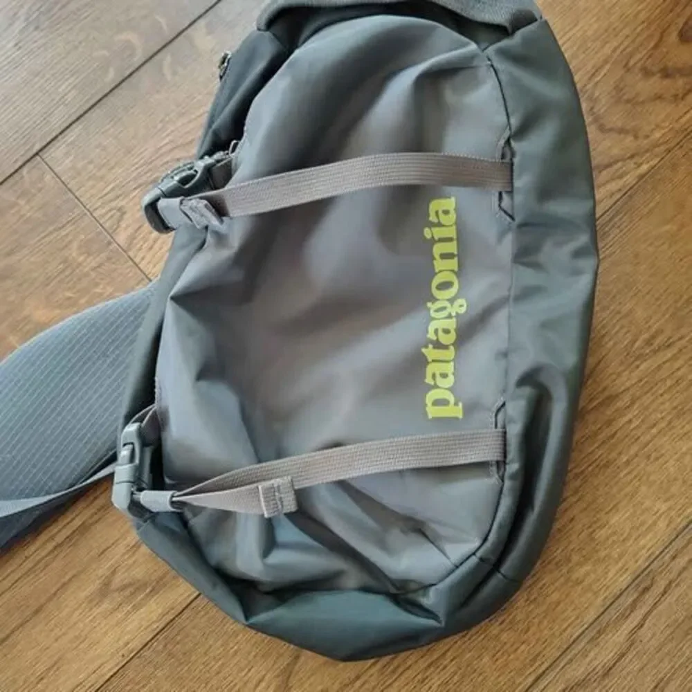 Patagonia 8L Sling Bag